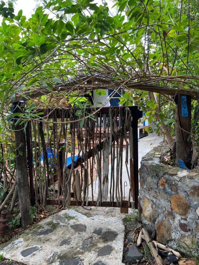 Prune Café Deshaies Exterior foto